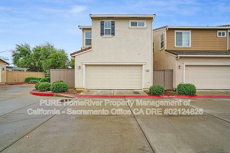 2 bed, 2.5 bath, 1309 sqft, $2,495 — Photo 2