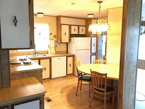 4th image of 510 Saddle Brook Dr Spc 224