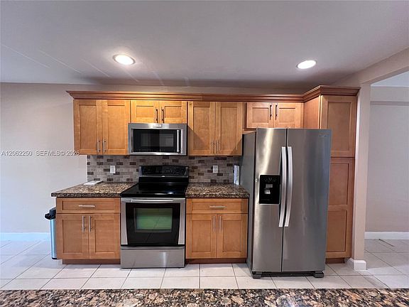 2nd image of 2750 N 34th Ave #9D