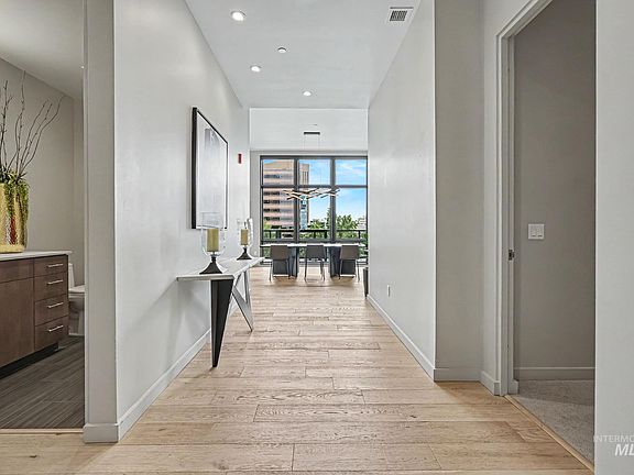 2nd image of 119 S 10th St #603