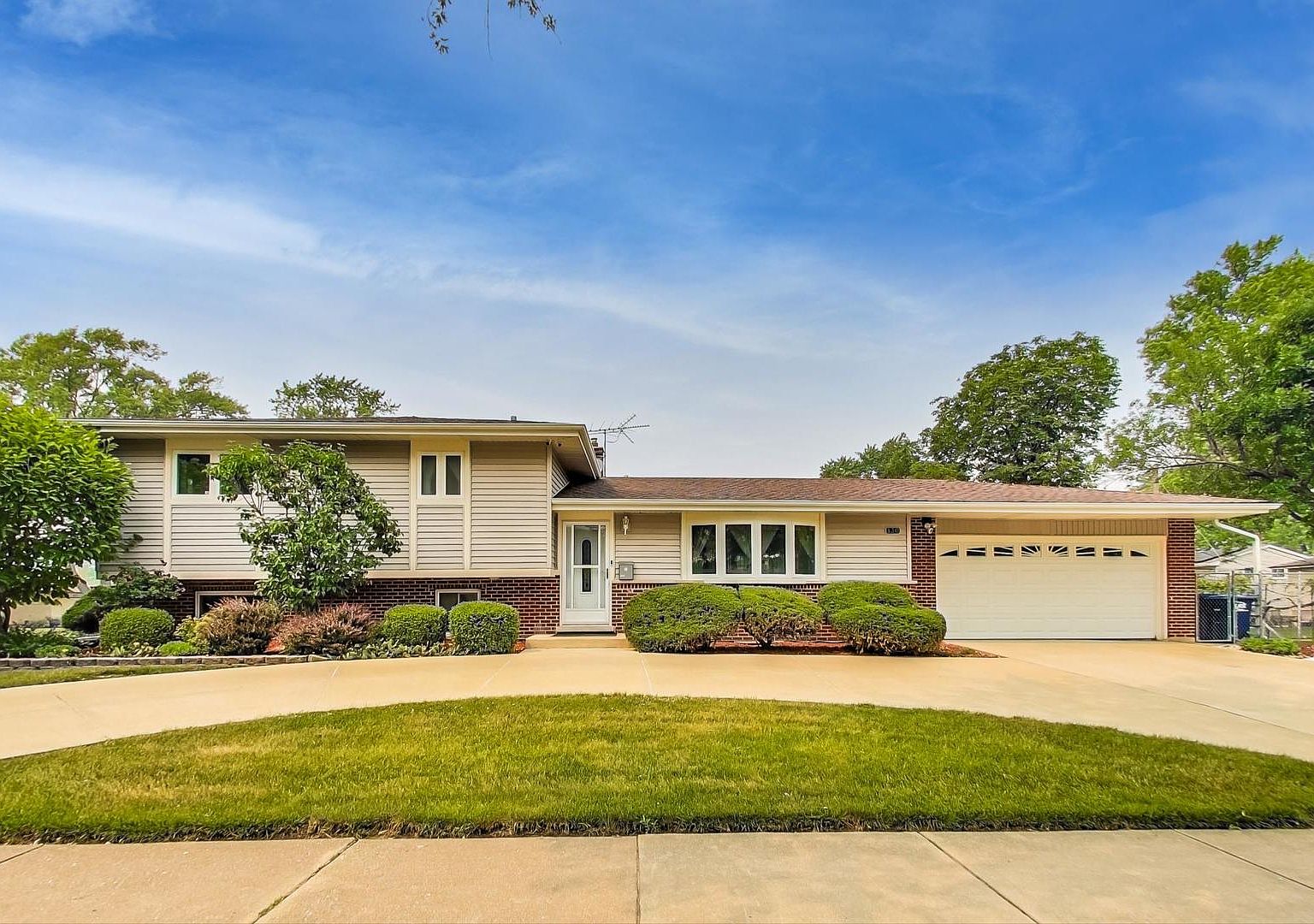 130 Westmere Rd, Des Plaines, IL 60016 Zillow