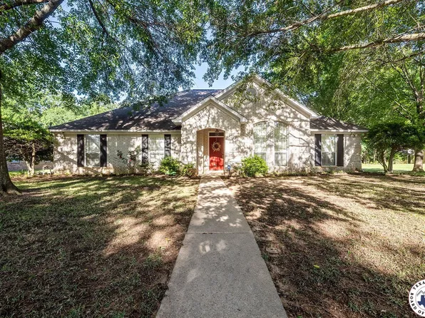 6102 Deerfield Dr, Texarkana, TX 75503
