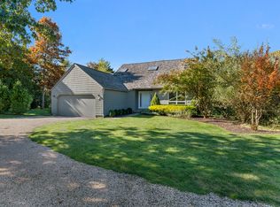 45 Huckleberry Ln, East Hampton, NY 11937