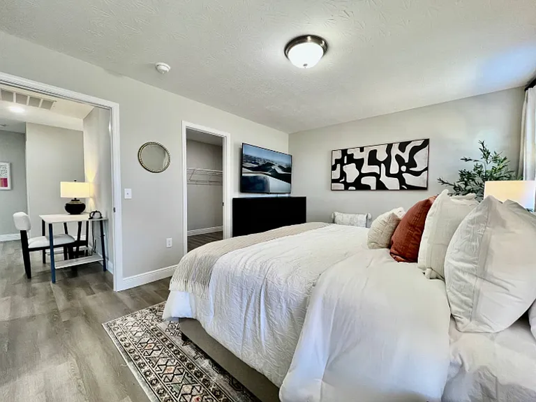 109 Southwind Blvd — Photo 8