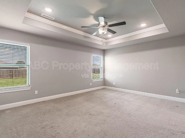 328 N Otoe St — Photo 6