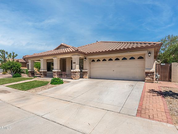 3rd image of 17766 W ALEXANDRIA Way