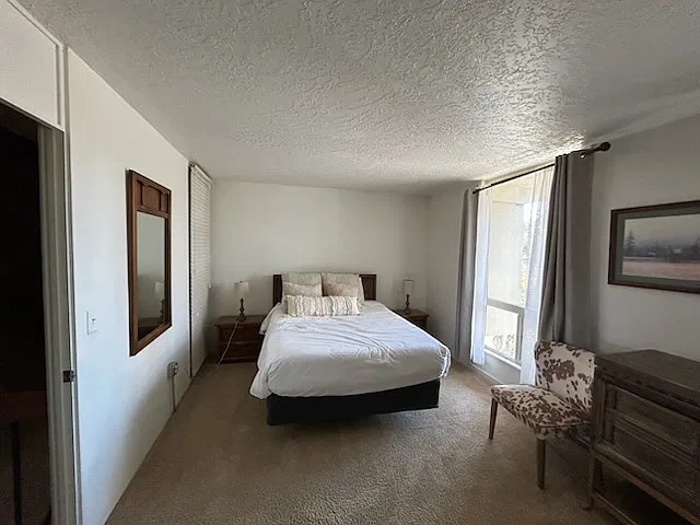 2 bed, $2,500 — Photo 4