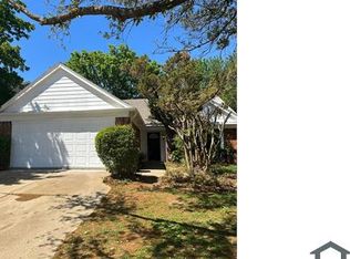 2600 Coldstream Dr, Fort Worth, TX 76123