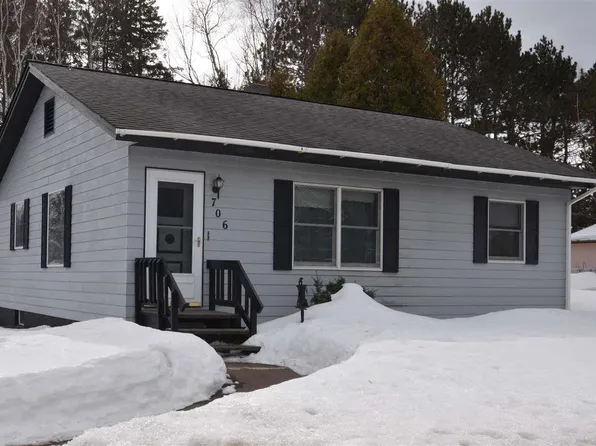 706 North Rd, Cloquet, MN 55720