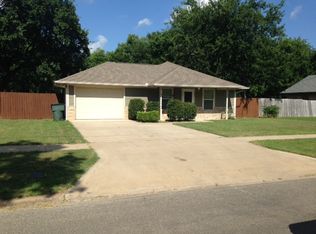 511 S Hazelwood St, Sherman, TX 75090