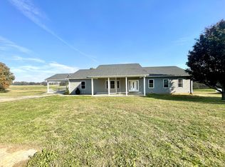 10591 Bell Station Rd, Oak Grove, KY 42262
