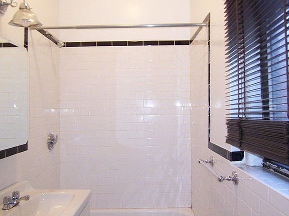 5th image of 461 W 49th St #1AB