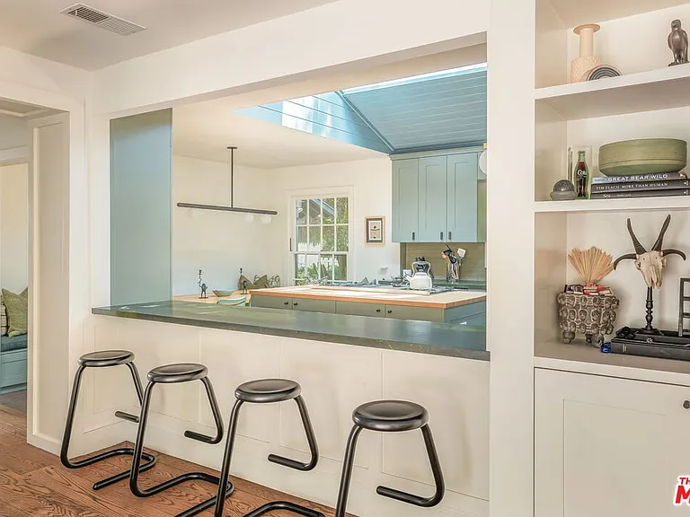 2015 Nichols Canyon Rd — Photo 5