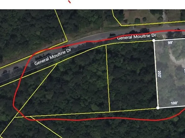 200-208 General Moultrie Dr, Bonneau, SC 29431