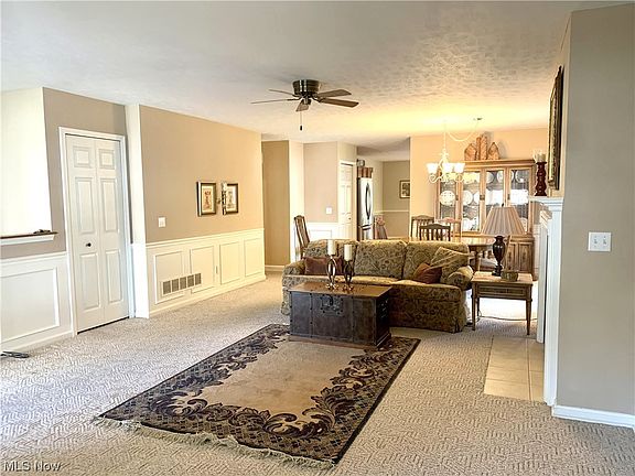 5th image of 8303 Montridge Ct