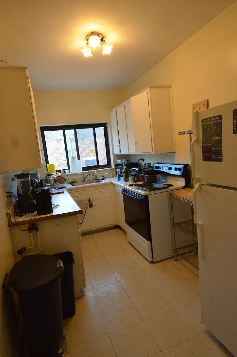Building Photo - 116 Longwood Ave #3