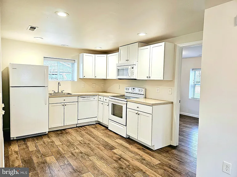 143 Mitscher Rd — Photo 5