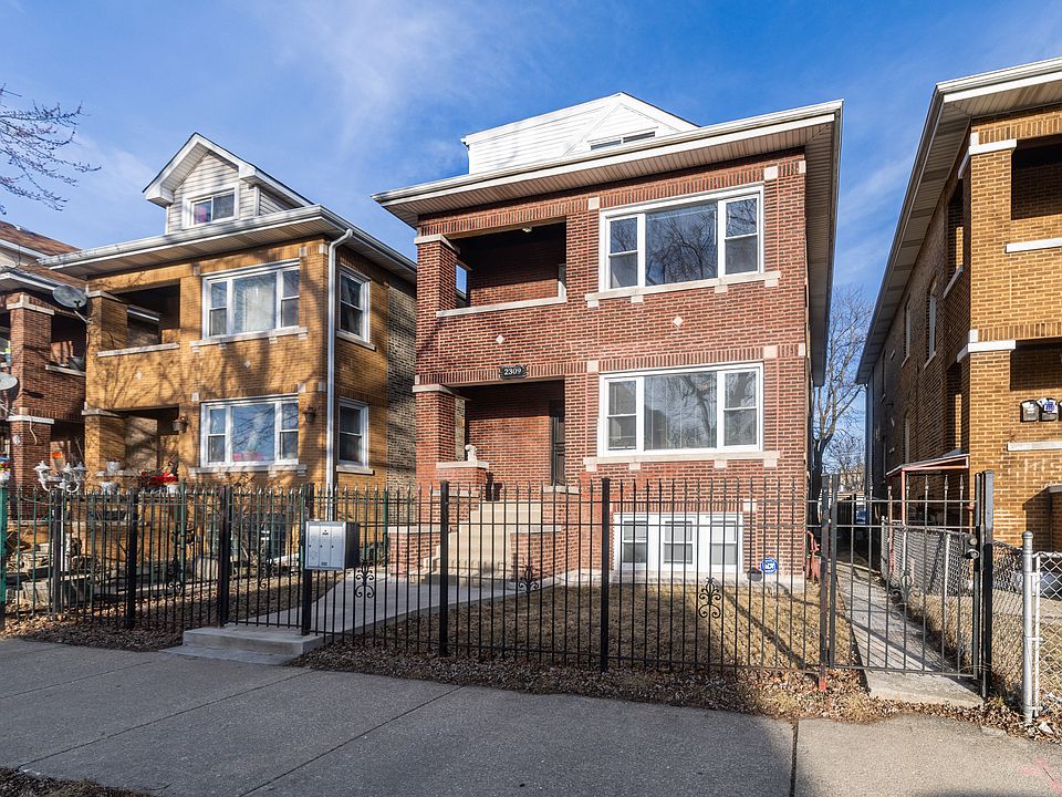 2nd image of 2309 S Ridgeway Ave #3