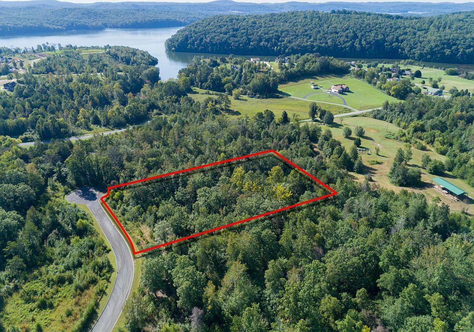 1st image of 198 Burr Oak Ln