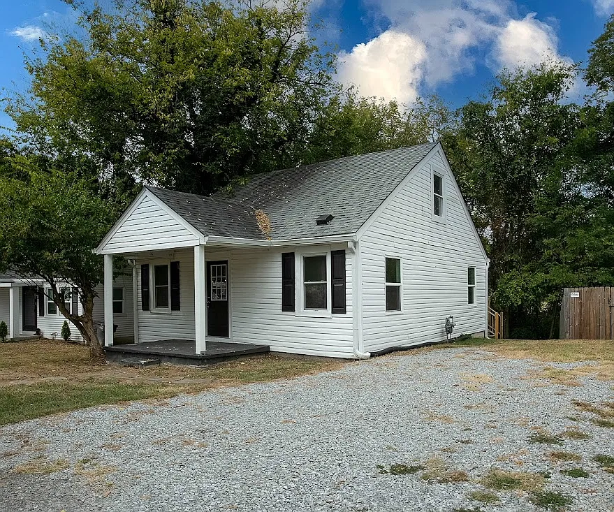 4 bed, 1450 sqft, $1,595 — Photo 2