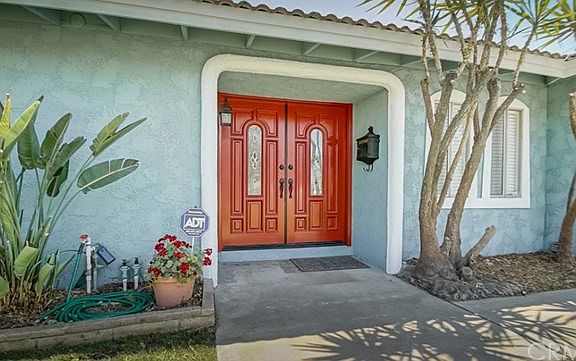 3rd image of 17639 Seville Ct