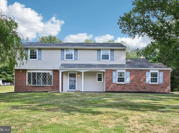 3 Pine Ave, Richboro, PA 18954
