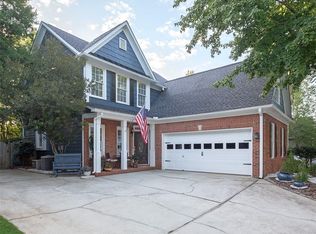 611 Sycamore Ridge Dr, Decatur, GA 30030