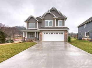 2772 Edinburgh Channel Rd, Kingsport, TN 37664