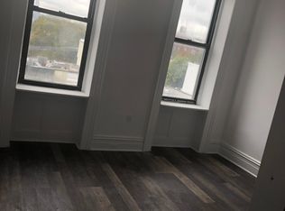 818 Manhattan Ave, Brooklyn, NY 11222