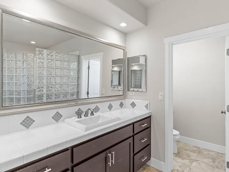 2795 Cooper Cir — Photo 12