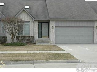 15942 E View Dr, Macomb, MI 48044