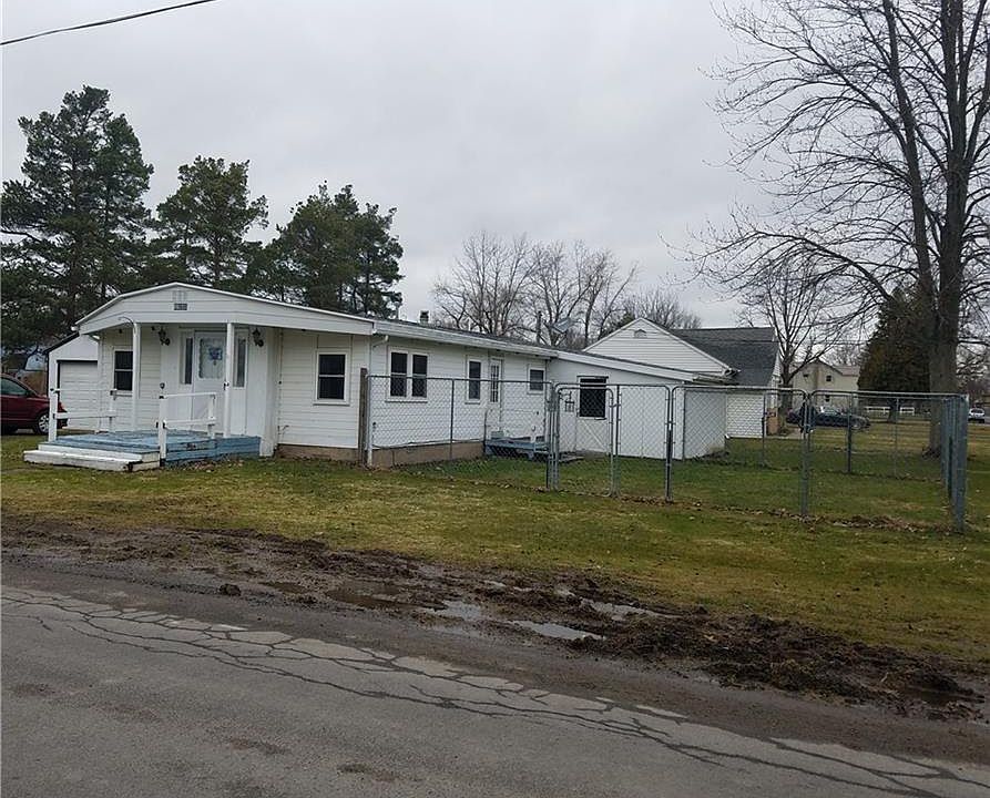 1st image of 11949 Wilson St