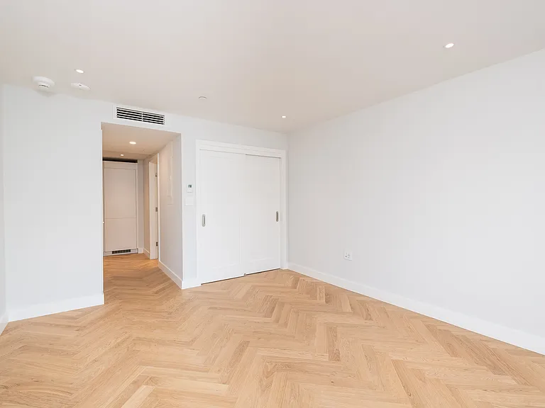 12 Commonwealth Ave #507 — Photo 5
