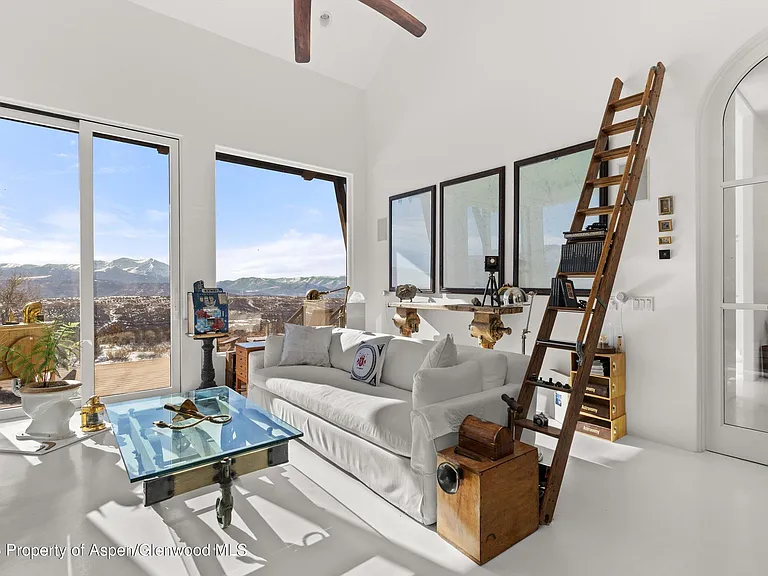 2103 Ten Peaks Mesa Rd — Photo 25