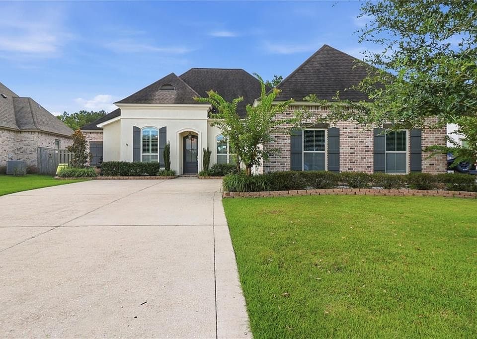 1st image of 1013 Cypress Crossing Dr