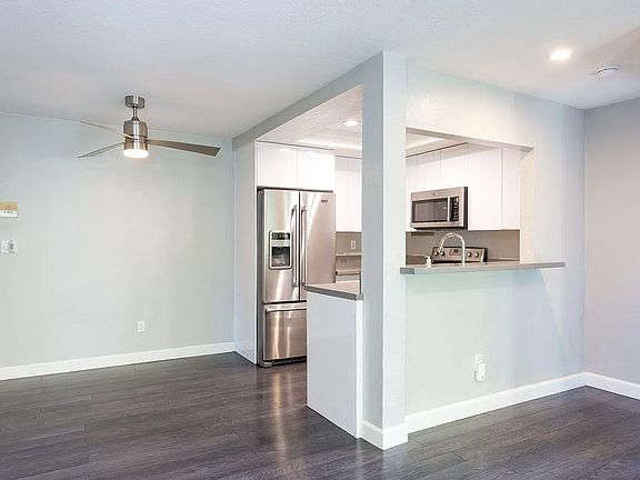 5th image of 2930 Broadway Unit 42