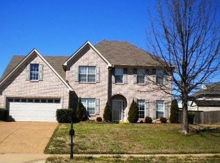 4945 Misty River Rd, Bartlett, TN 38135