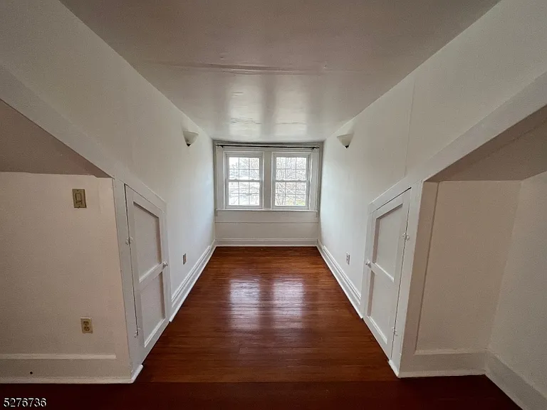 364 Chestnut St — Photo 15
