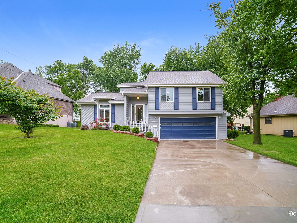 1st image of 3803 NE 60th St