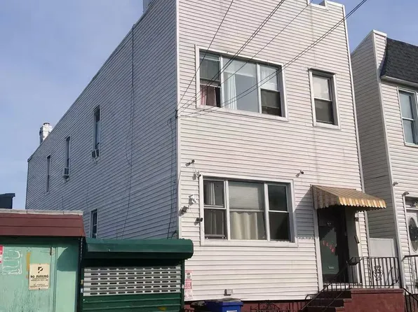 5436 Nurge Avenue, Maspeth, NY 11378