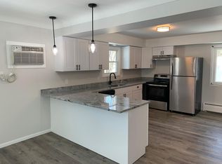 1726 Abel St N, Maplewood, MN 55117