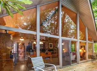 63 S Sequoyah Ln, Brevard, NC 28712