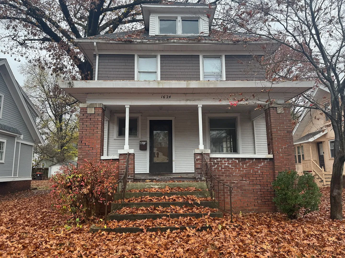 1624 W Callender Ave photo 1