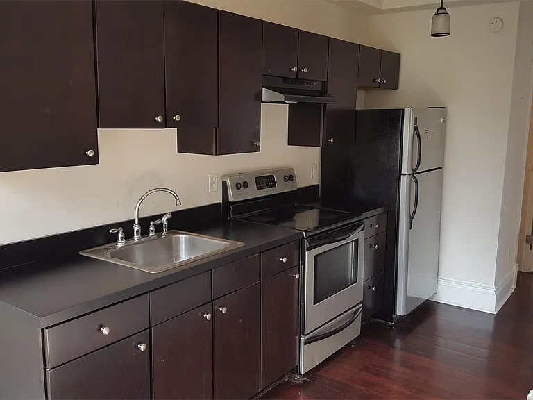 2403 N 2nd St — Photo 6