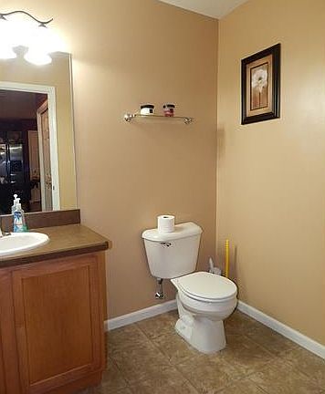 4th image of 5383 Millcreek Blvd