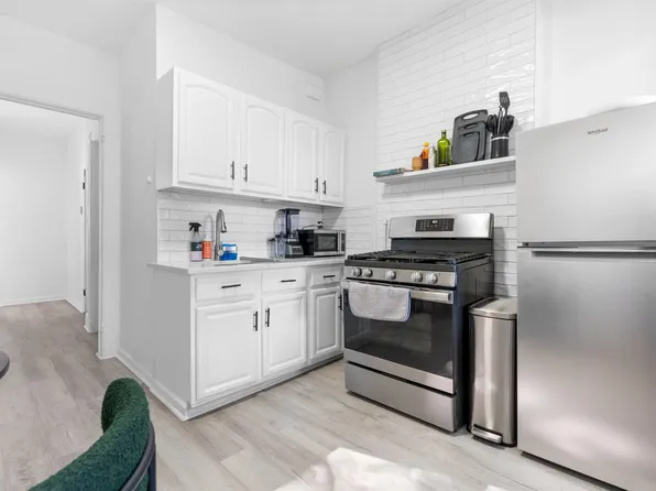 4308 Grand Avenue image 6 of 8