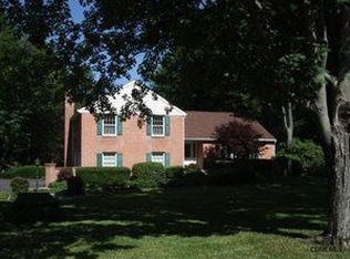 661 McKinley Dr, Somerset, PA 15501