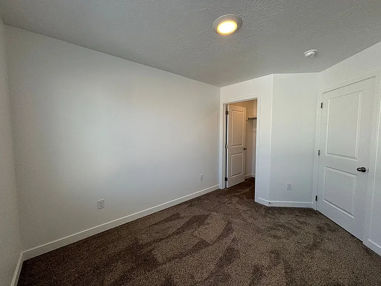 1361 S Pole Creek Ln — Photo 14