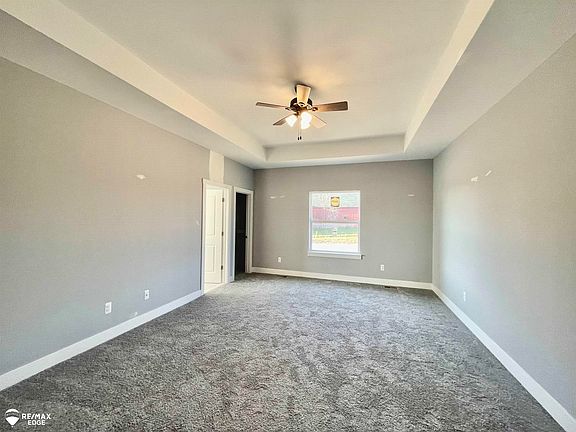 4th image of 1432 Woodlake Ln