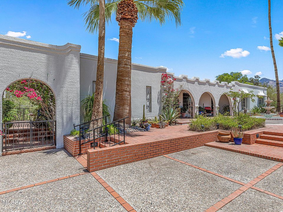 1st image of 932 W San Martin Dr